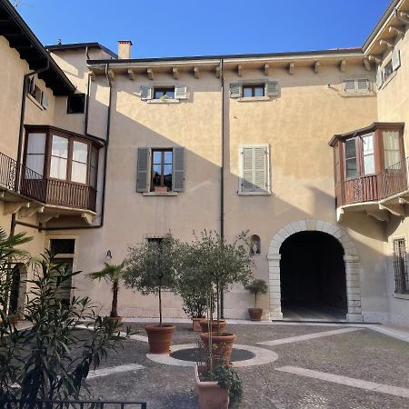 Appartement Antiche Colonne à Vérone Extérieur photo
